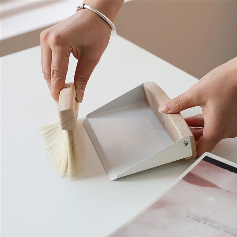 Compact Desktop Cleaning Kit - Image 2
